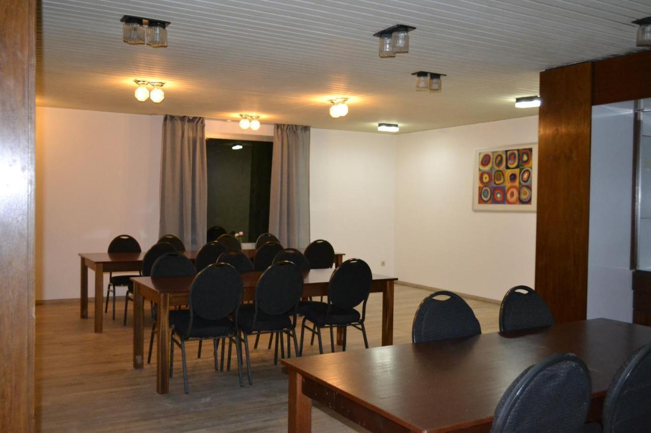 Pension Highway 3 Билефельд Экстерьер фото